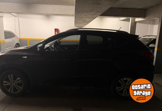 Autos - Hyundai Tucson 2.0 gl 4x2 2012 Nafta 122000Km - En Venta