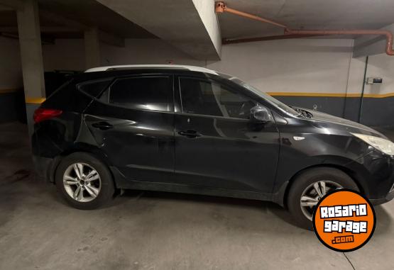 Autos - Hyundai Tucson 2.0 gl 4x2 2012 Nafta 122000Km - En Venta