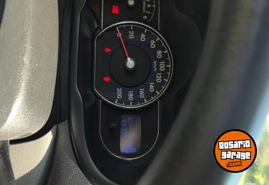 Autos - Hyundai i10 2011 Nafta 94100Km - En Venta