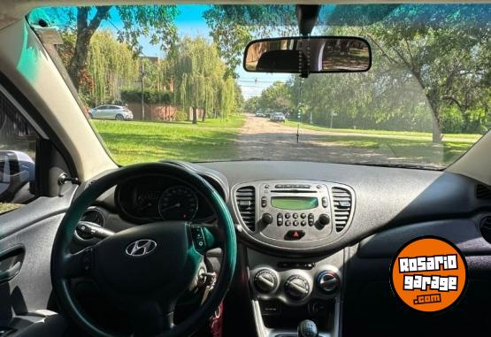 Autos - Hyundai i10 2011 Nafta 94100Km - En Venta
