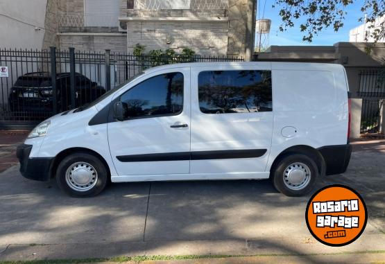 Utilitarios - Peugeot Expert 2011 Diesel 175000Km - En Venta