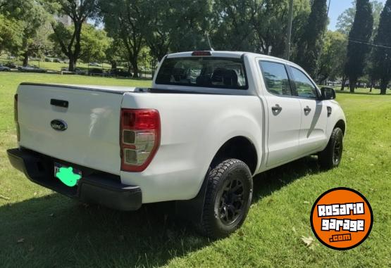 Camionetas - Ford Ranger XL 2021 Diesel 116500Km - En Venta