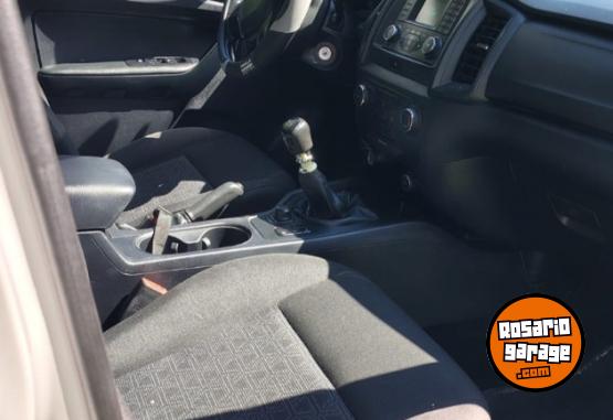 Camionetas - Ford Ranger XL 2021 Diesel 116500Km - En Venta