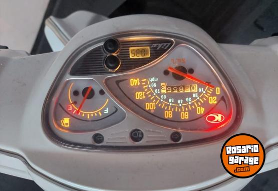 Motos - Kymco LIKE 2024 Nafta 3800Km - En Venta