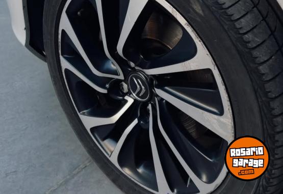 Autos - Citroen C4 lounge 2017 Nafta 130000Km - En Venta