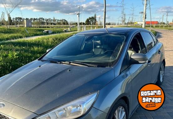 Autos - Ford Focus 2015 Nafta 111000Km - En Venta