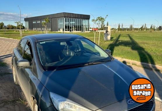 Autos - Ford Focus 2015 Nafta 111000Km - En Venta