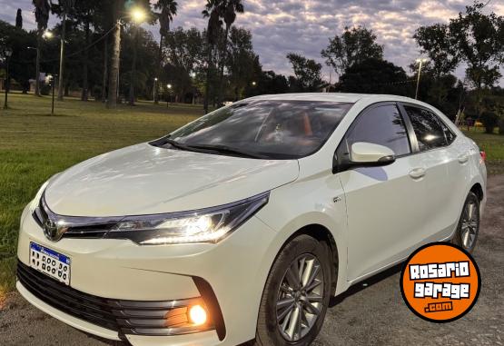 Autos - Toyota Corolla 2017 Nafta 77000Km - En Venta