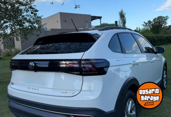 Autos - Volkswagen Nivus Comfortline 2021 Nafta 28500Km - En Venta