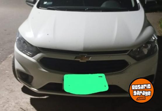 Autos - Chevrolet Onix 2017 Nafta 145000Km - En Venta