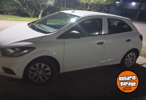 Autos - Chevrolet Onix 2017 Nafta 145000Km - En Venta