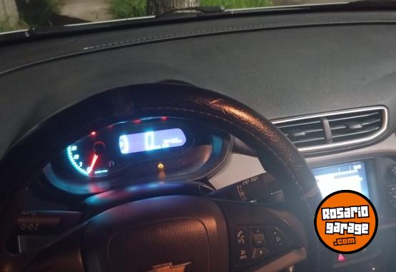 Autos - Chevrolet Onix 2017 Nafta 145000Km - En Venta