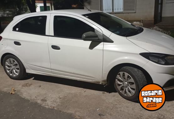 Autos - Chevrolet Onix 2017 Nafta 145000Km - En Venta