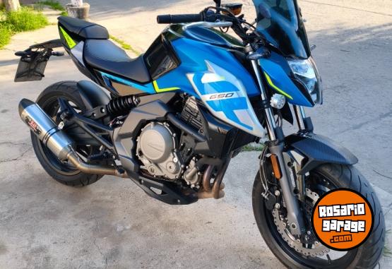 Motos - CF NK650 2022 Nafta 12300Km - En Venta