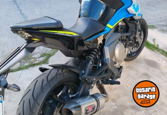 Motos - CF NK650 2022 Nafta 12300Km - En Venta