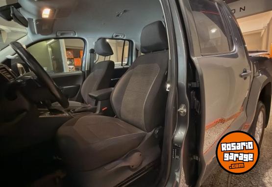 Camionetas - Volkswagen Amarok confortline 2023 Diesel 66000Km - En Venta