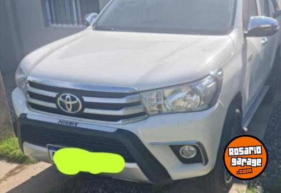 Camionetas - Toyota Hilux 4x2 D/X 2018 Diesel 129000Km - En Venta