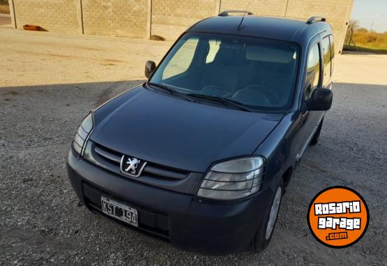 Utilitarios - Peugeot Partnert 2011 GNC 280000Km - En Venta