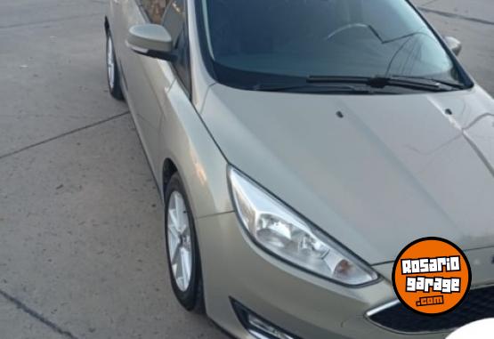 Autos - Ford Focus 2019 Nafta 80000Km - En Venta
