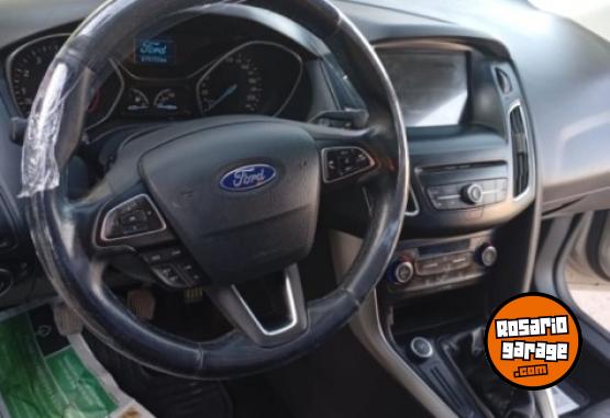 Autos - Ford Focus 2019 Nafta 80000Km - En Venta