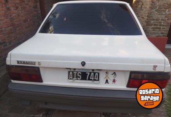 Autos - Renault R9 1995 GNC 200000Km - En Venta