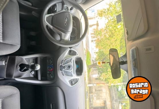 Autos - Ford KA SE 2017 Nafta 60000Km - En Venta