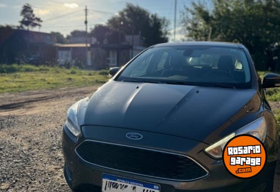 Autos - Ford Focus 1.6 S 2017 Nafta 93000Km - En Venta