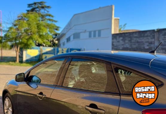Autos - Ford Focus 1.6 S 2017 Nafta 93000Km - En Venta