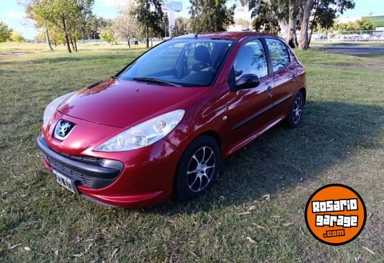 Autos - Peugeot 207 compact 2010 Nafta 170000Km - En Venta