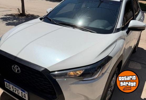 Autos - Toyota Corolla cross 2024 Nafta 39600Km - En Venta