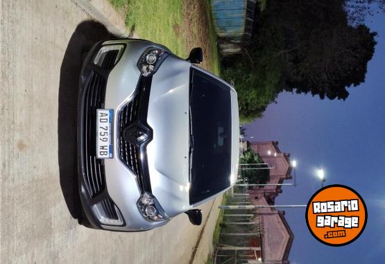 Autos - Renault Captur zen 2019 Nafta 155000Km - En Venta