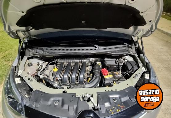 Autos - Renault Captur zen 2019 Nafta 155000Km - En Venta