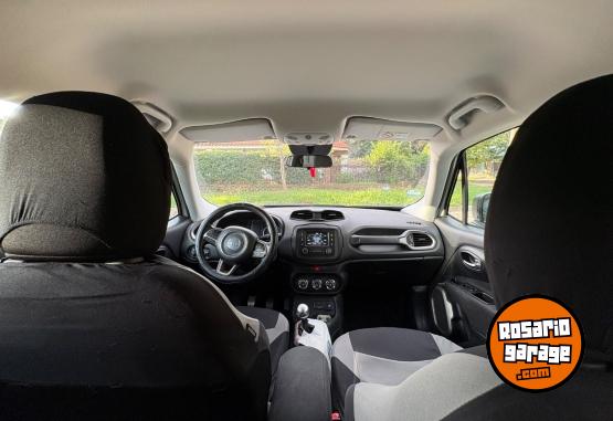 Camionetas - Jeep Renegade 2016 Nafta 55000Km - En Venta