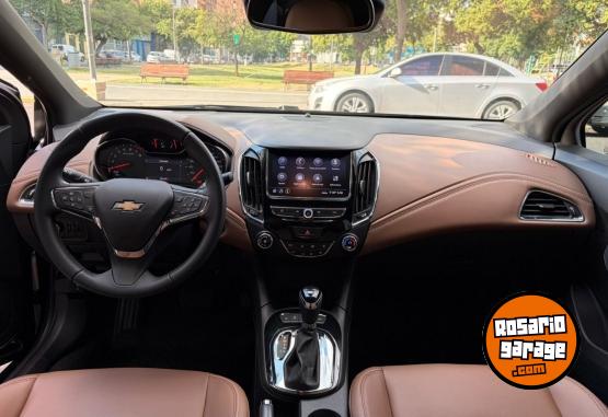 Autos - Chevrolet Cruze Premier 2021 Nafta 80000Km - En Venta