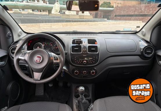 Autos - Fiat Grand Siena 1.4 Attractiv 2016 Nafta 94228Km - En Venta