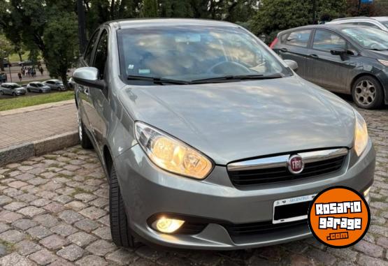 Autos - Fiat Grand Siena 1.4 Attractiv 2016 Nafta 94228Km - En Venta