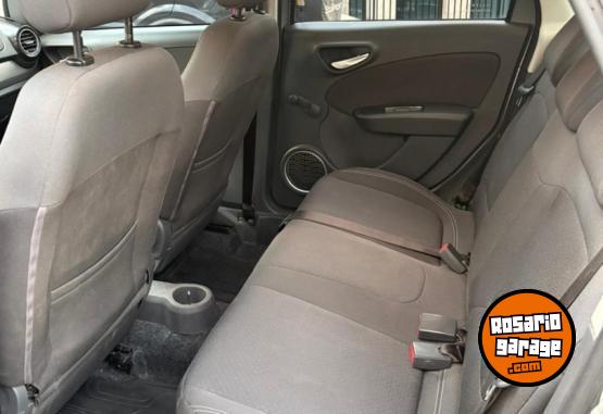 Autos - Fiat Grand Siena 1.4 Attractiv 2016 Nafta 94228Km - En Venta