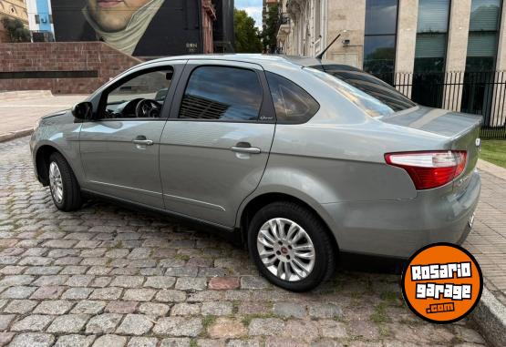 Autos - Fiat Grand Siena 1.4 Attractiv 2016 Nafta 94228Km - En Venta