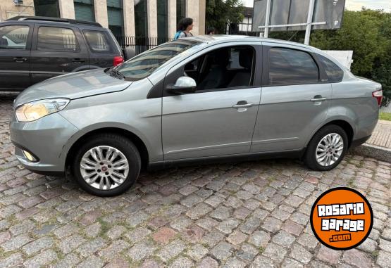 Autos - Fiat Grand Siena 1.4 Attractiv 2016 Nafta 94228Km - En Venta