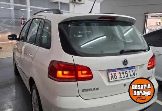 Autos - Volkswagen SURAN HIGHLINE 2017 Nafta 112000Km - En Venta