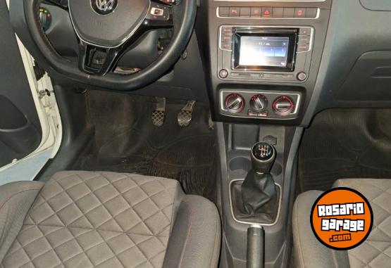 Autos - Volkswagen SURAN HIGHLINE 2017 Nafta 112000Km - En Venta