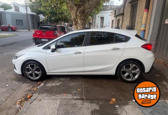 Autos - Chevrolet Cruze premier 2022 Nafta 50000Km - En Venta