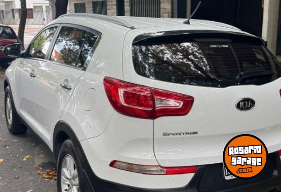 Camionetas - Kia Sportage 2012 Nafta 250000Km - En Venta