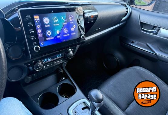 Camionetas - Toyota Hilux SRV 2.8 AT 4x2 2022 Diesel 59000Km - En Venta