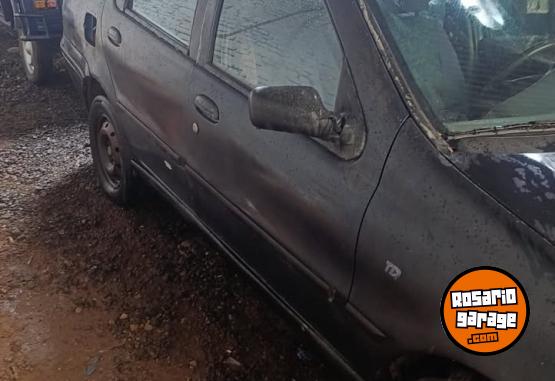 Autos - Fiat Siena 1999 Diesel 100000Km - En Venta