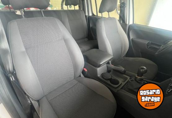 Camionetas - Volkswagen Amarok Trendline 180 2013 Diesel 111111Km - En Venta
