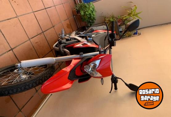 Motos - Guerrero GXR 250 2022 Nafta 10000Km - En Venta