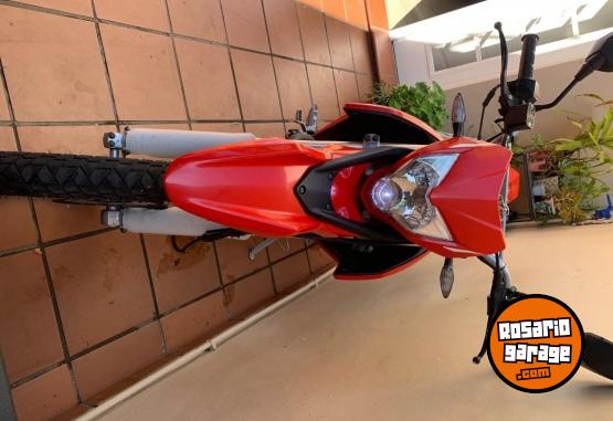 Motos - Guerrero GXR 250 2022 Nafta 10000Km - En Venta