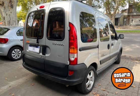 Utilitarios - Renault Kangoo Sportway 2016 Nafta 109000Km - En Venta