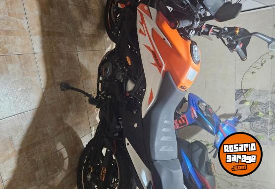 Motos - Ktm adventure 250 2022 Nafta 12000Km - En Venta